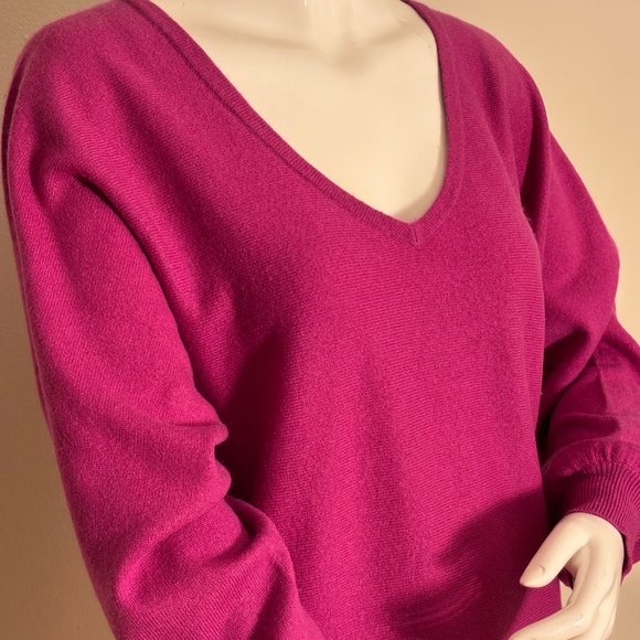 Marks & Spencer 100% Cashmere V-Neck Sweater - Picture 3 of 7